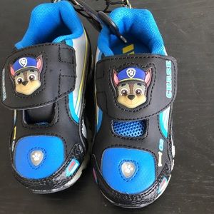 Size 8 new paw patrol boys shoes